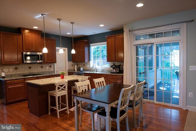 Foto del edificio - 12955 Luca Station Way