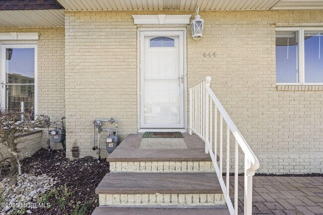 Foto del edificio - 448 Ocean Blvd