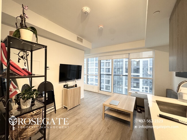 Building Photo - Modern 1-Bedroom Condo with Dual Walk-In Closets & Locker – Etobicoke