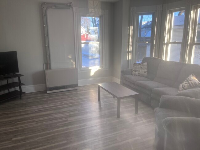 Foto del edificio - 147 Grove St