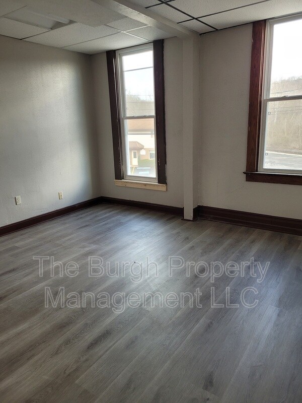 591 Pike St Unit B, Meadow Lands, PA 15347 Condo for Rent in Meadow Lands, PA