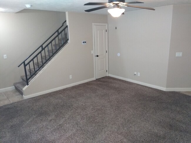 Foto del edificio - 340 1425 N St