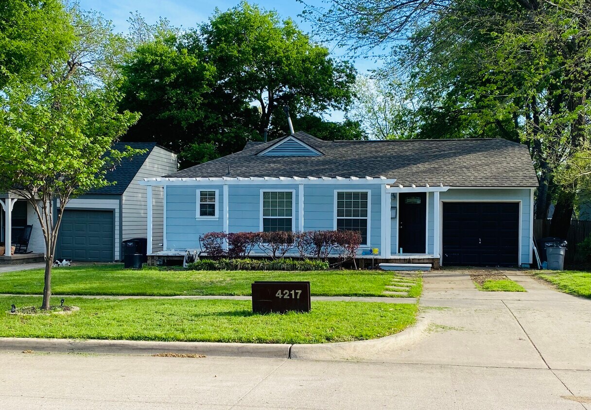 4217 Donnelly Ave, Fort Worth, TX 76107 House Rental in Fort Worth, TX