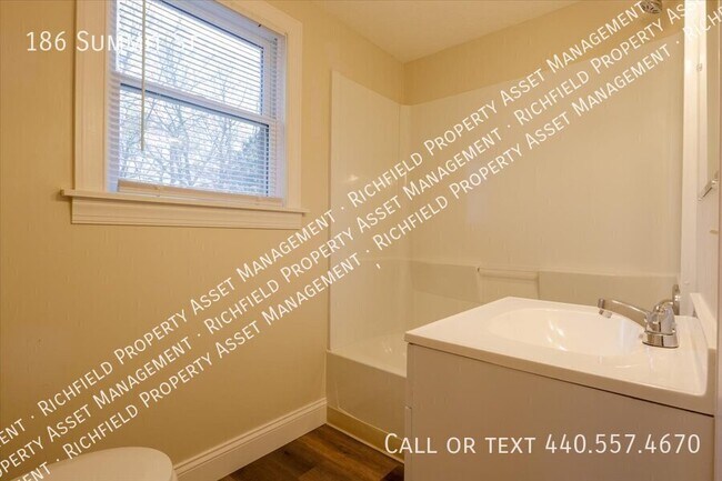 Foto del edificio - 186 Summit St