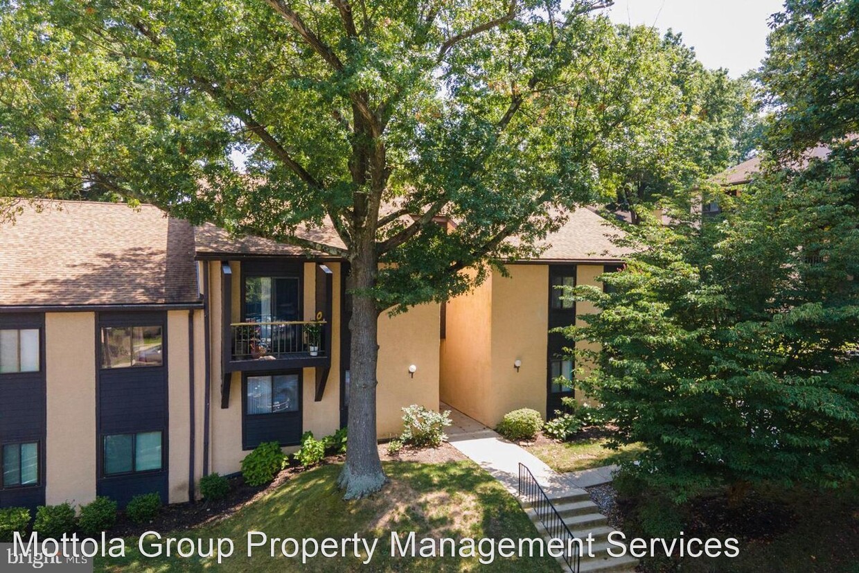 Foto principal - 3 br, 2 bath House - 912 Painters Crossing...