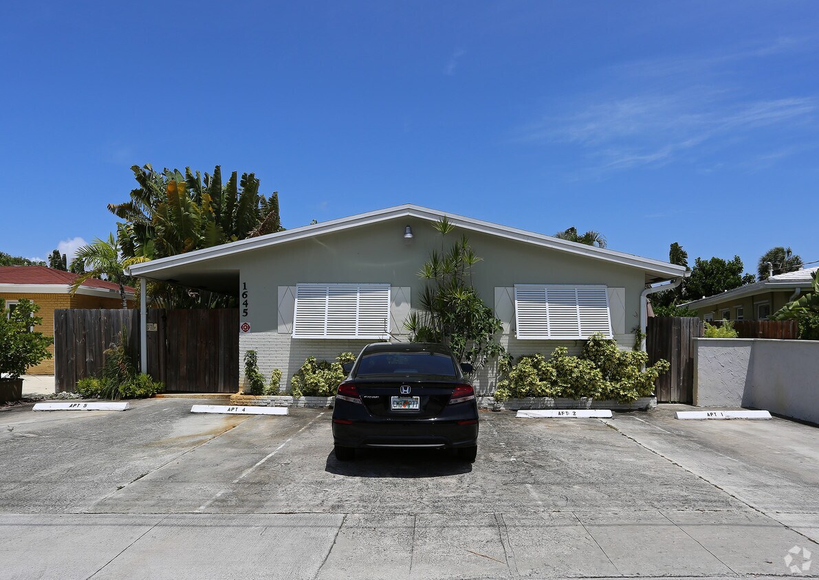 Foto del edificio - 1645 N Dixie Hwy