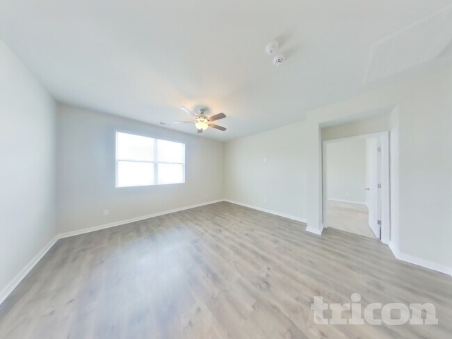 Foto del edificio - 4050 Beach Wy