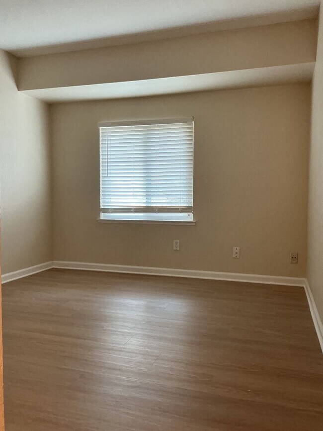 Foto del edificio - Lovely 3 Bedroom in Great Location!