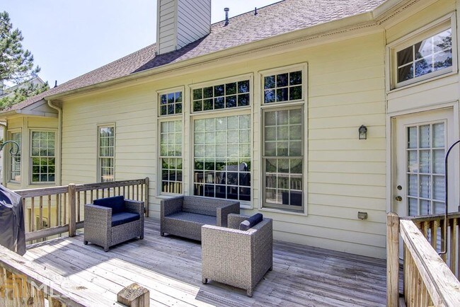 Foto del edificio - 304 Carriage Oaks Dr