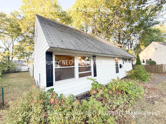 Foto del edificio - 2360 Giffels Dr