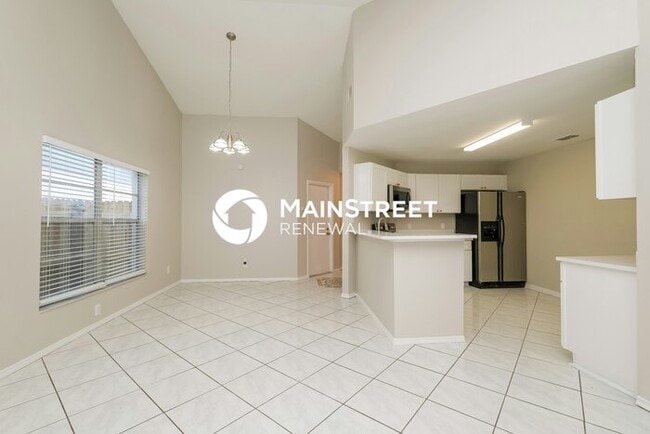Building Photo - 3 Bedroom Pet-Friendly Home in Brandon, FL with Main Street Renewal