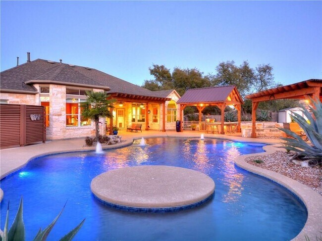 Foto del edificio - 208 Raindance Cove
