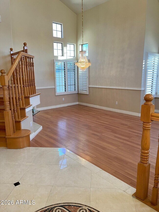 Foto del edificio - 5545 W Wethersfield Dr