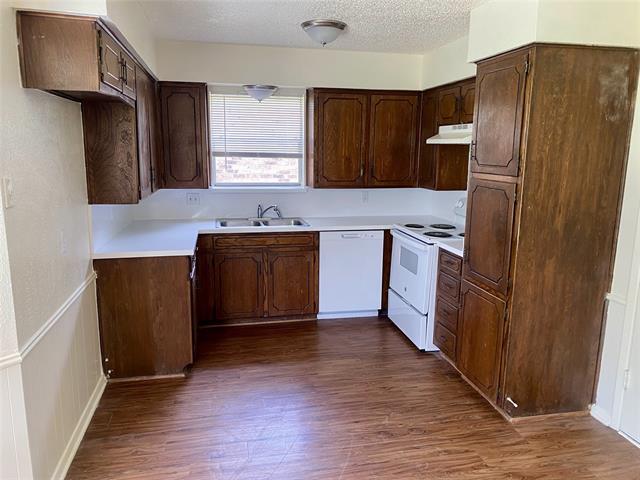 Foto del edificio - 7513 Meadowbrook Dr