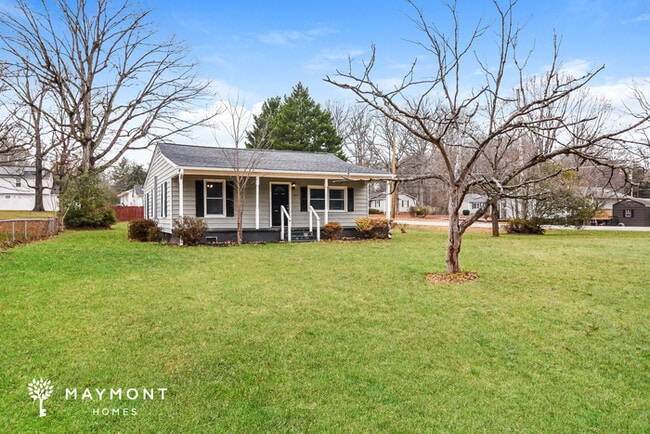 Building Photo - 1825 Glenside Dr