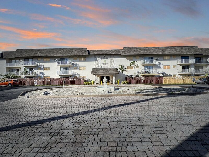 Photo - 8475 SW 94th St