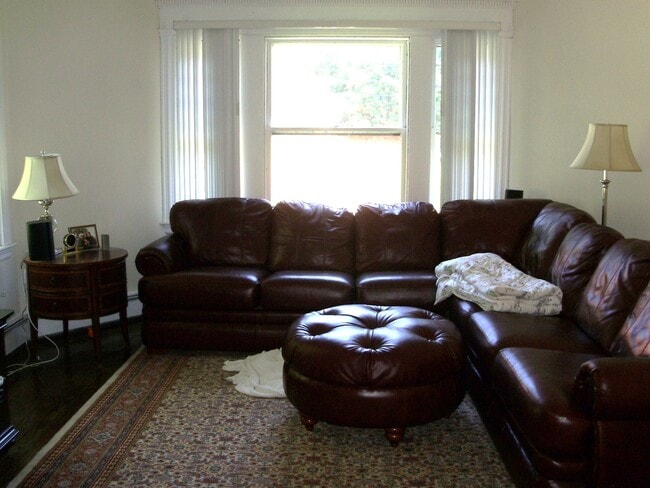 Foto del edificio - 32 Endicott St