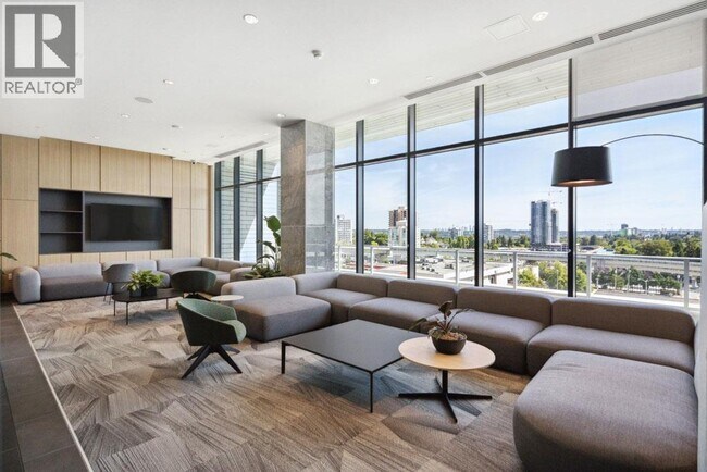 Photo du bâtiment - 3833 Evergreen Pl