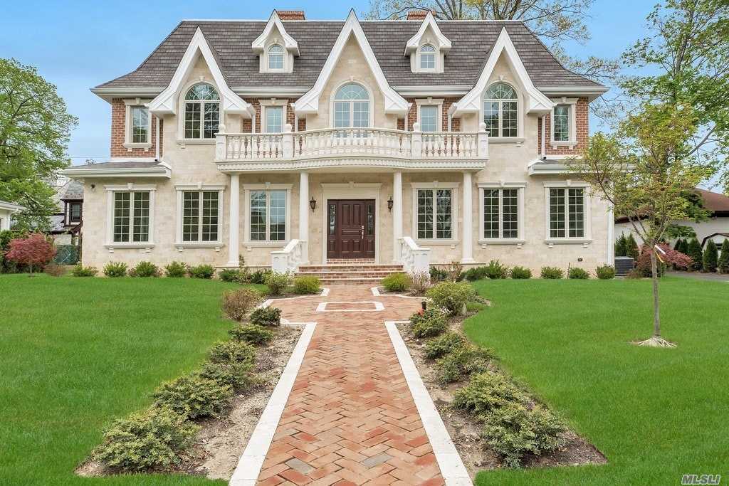 24 North Dr, Great Neck, NY 11021 House Rental in Great Neck, NY