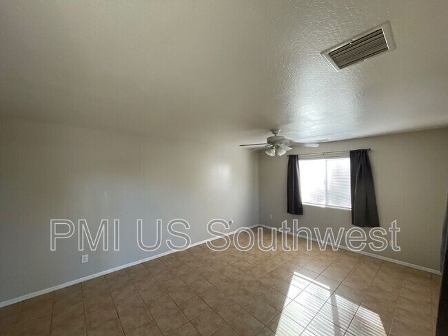 Foto del edificio - 8300 E Florentine Rd