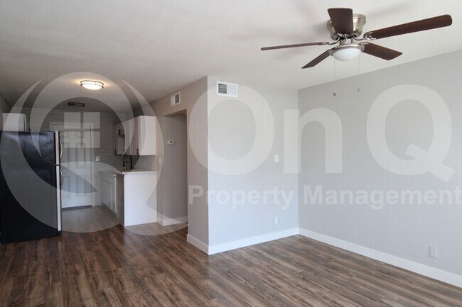 Foto del edificio - 6044 N 21st Ave