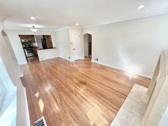 Foto del edificio - 1240 Cherry St