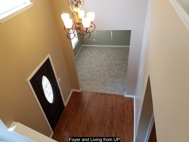 Building Photo - 1325 Millstone Dr