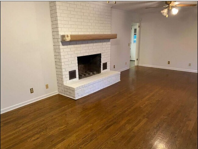 Building Photo - 3783 Hoggett Ford Rd, Hermitage, TN 37076