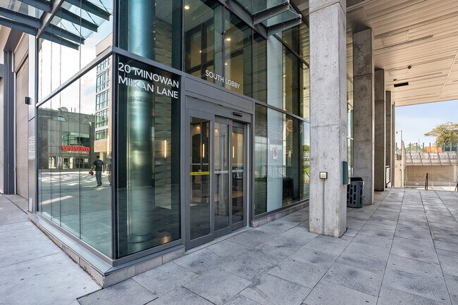 Building Photo - 20 Minowan Miikan Ln