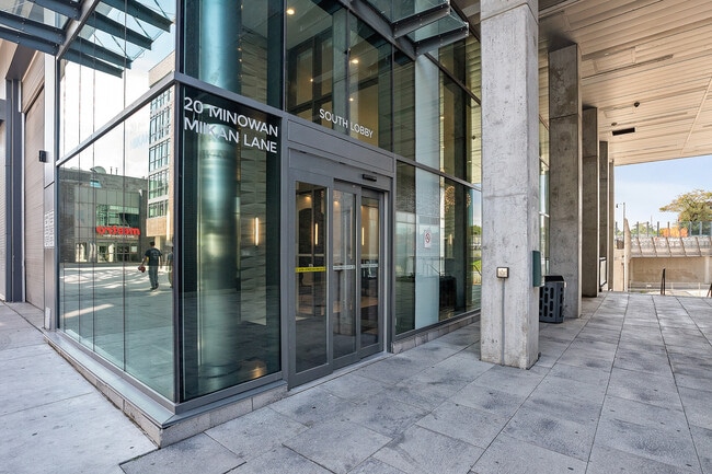 Photo du bâtiment - 20 Minowan Miikan Ln