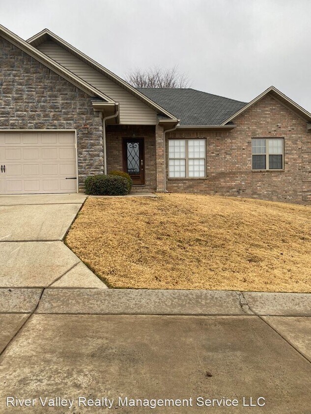 3 br, 2 bath House 50 Village Ct House Rental in Russellville, AR
