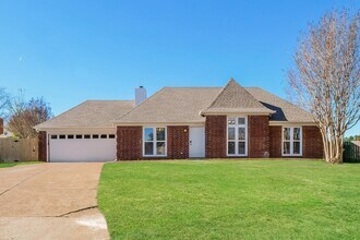 Building Photo - 4709 Valene Cir