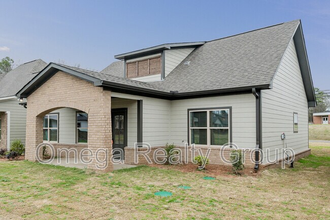 Building Photo - 8612 Old Hwy 31