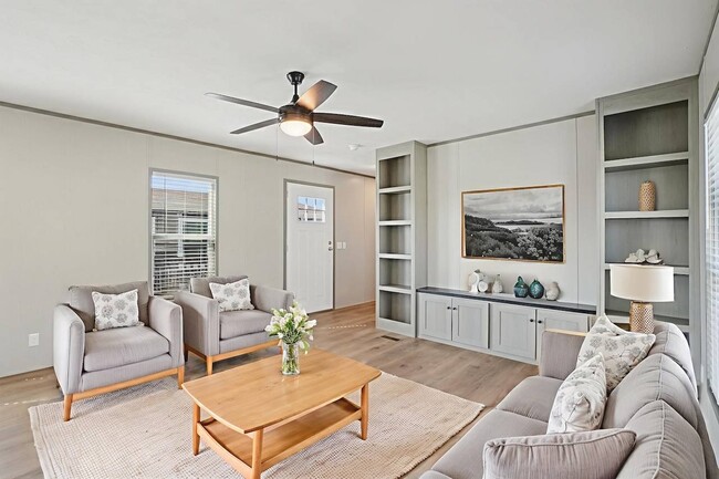 Building Photo - 1614 Sidewinder Dr