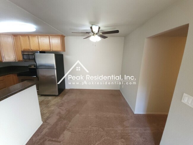 Foto del edificio - Nicely Updated Rosemont 2bd/1+ba Condo - P...