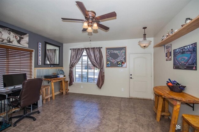 Building Photo - 4533 S Agave Ave