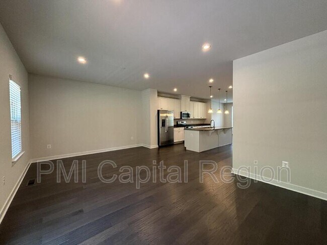Foto del edificio - 1738 Whitehall Dr