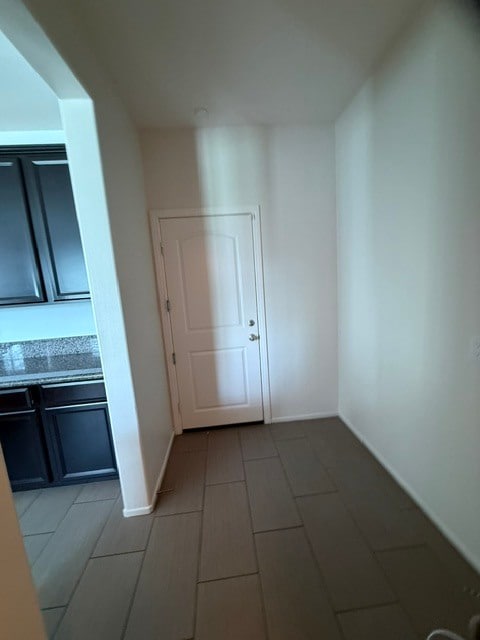Building Photo - 15645 Calabria Ct