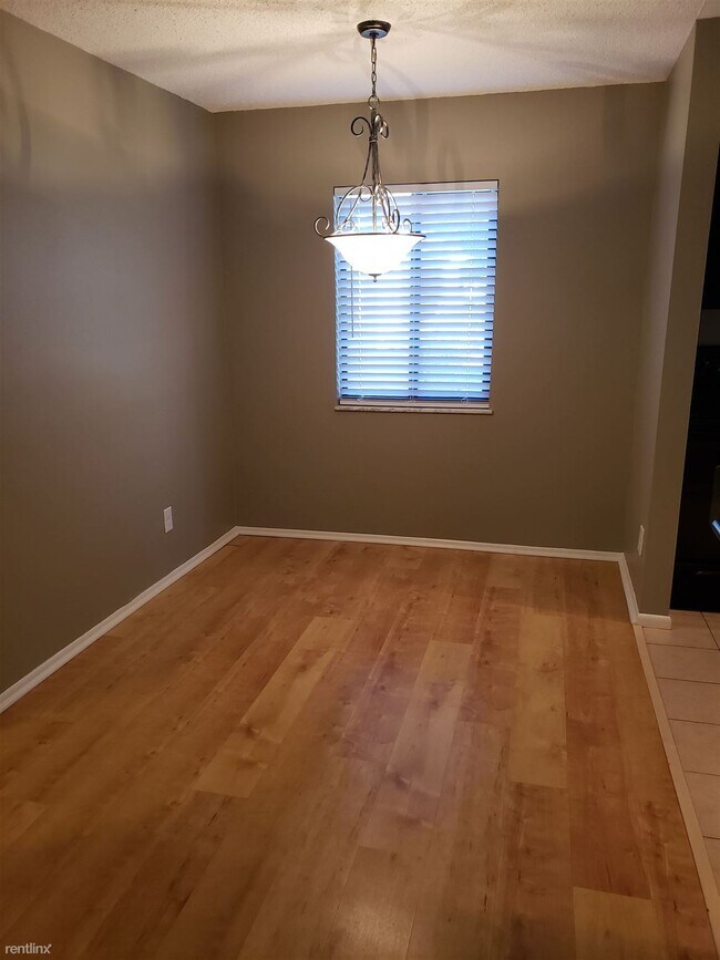 Foto del edificio - 2 br, 2 bath Condo - Springwood Village Co...