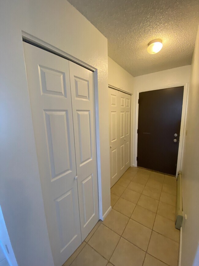 Foto del edificio - 1441 Sourdough Ln