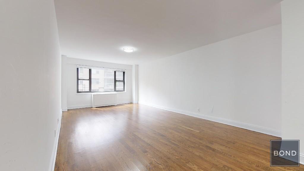 Foto principal - 405 E 56th St