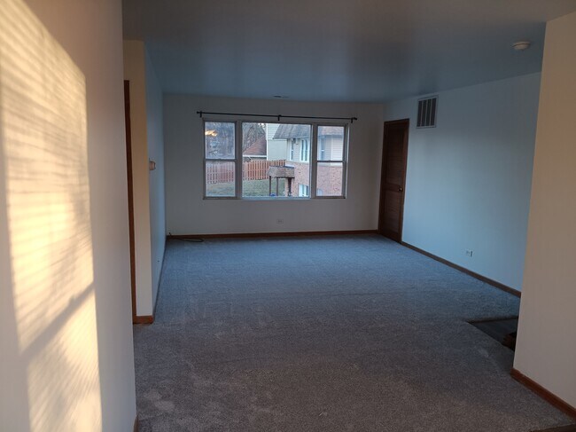 Sala de estar - 603 Lincoln Ave