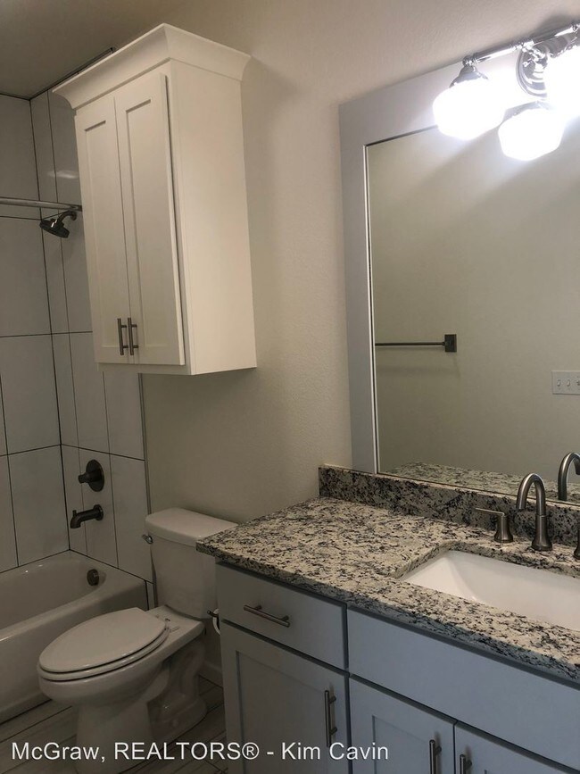 Foto del edificio - 2 br, 2 bath Apartment - 3505 E. 21st St.