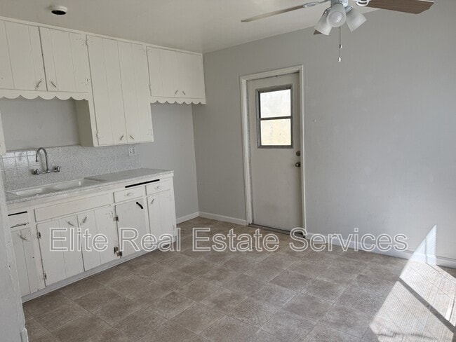 Foto del edificio - 6342 Springfield St