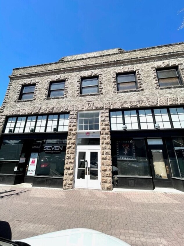 1033 NW Bond St Unit Ste 210, Bend, OR 97703 Room for Rent in Bend