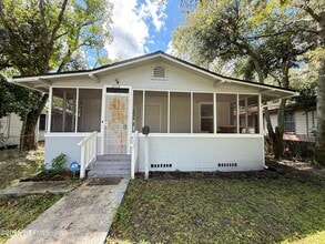 Building Photo - 1204 W 31st St