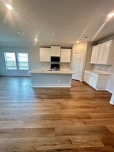 Building Photo - 3435 Dry Creek Dr