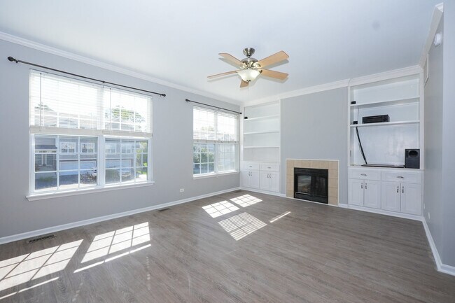 Building Photo - 2305 Hudson Cir