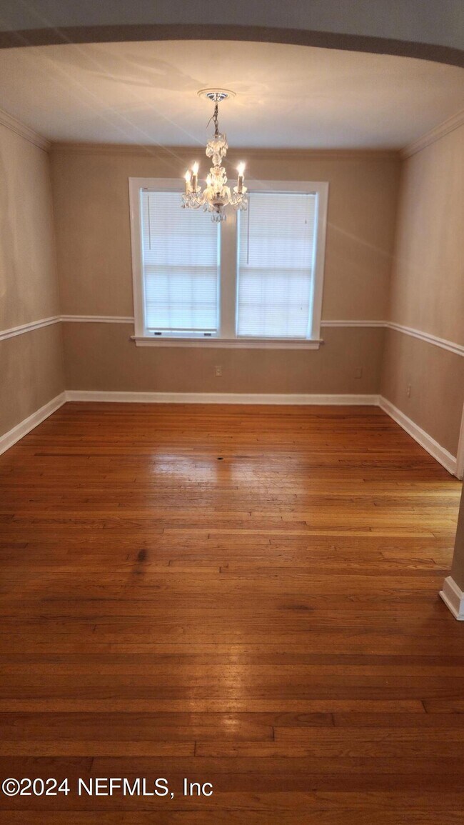 Foto del edificio - 3102 Riverside Ave