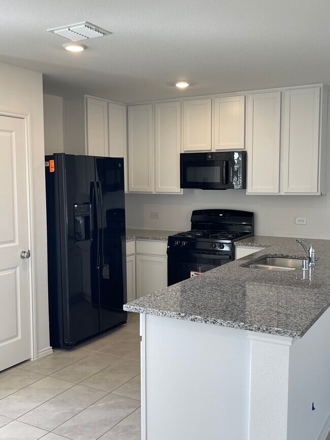 Building Photo - 2411 Eldor Way